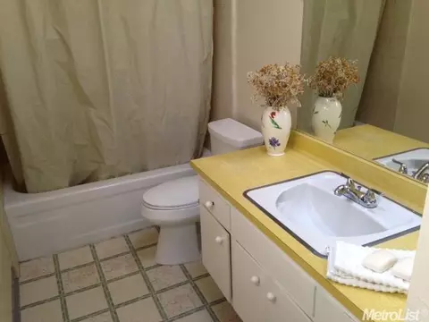 1310 Anderson Rd, Davis, CA 95616 photo 4