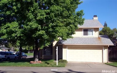 8260 Benjamin Dr, Antelope, CA 95843 photo 1