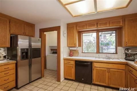 2302 Goldberry Ln, Davis, CA 95616 photo 7