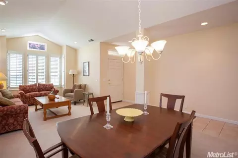 913 La Paz Dr, Davis, CA 95618 photo 6