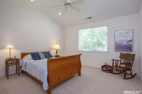 913 La Paz Dr, Davis, CA 95618 photo 15