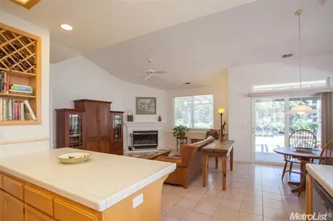 913 La Paz Dr, Davis, CA 95618 photo 9