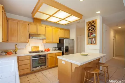 913 La Paz Dr, Davis, CA 95618 photo 8