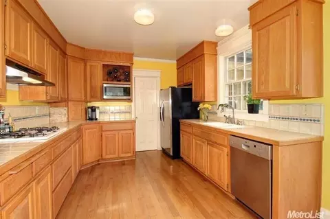 715 Robin Pl, Davis, CA 95616 photo 8