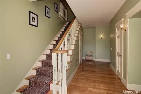 715 Robin Pl, Davis, CA 95616 photo 3