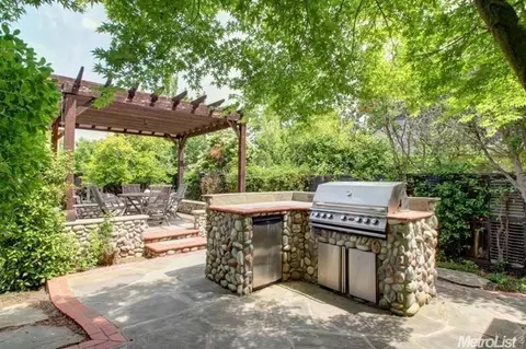 715 Robin Pl, Davis, CA 95616 photo 17