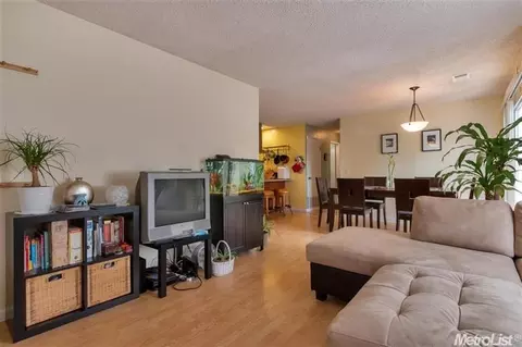 1712 Monarch Ln, Davis, CA 95618 photo 3