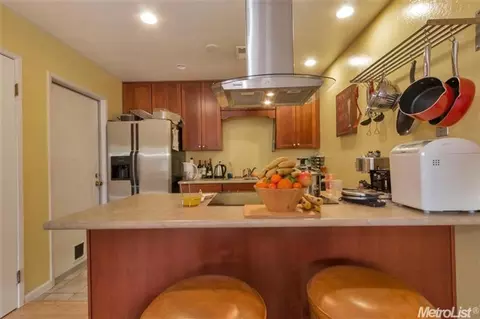 1712 Monarch Ln, Davis, CA 95618 photo 6