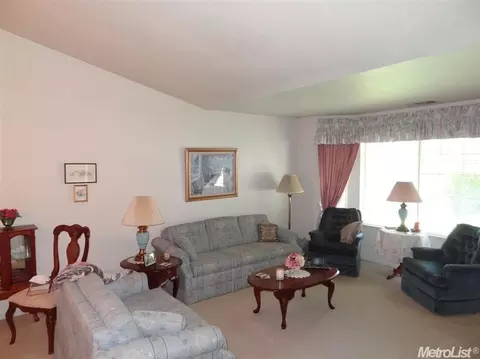 1041 Georgetown Ave, Turlock, CA 95382 photo 4