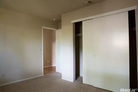 1217 Halifax Ave, Davis, CA 95616 photo 5