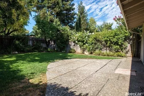 1217 Halifax Ave, Davis, CA 95616 photo 2