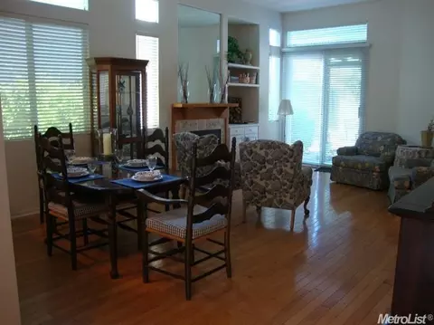 355 Coventry Cir, Folsom, CA 95630 photo 4