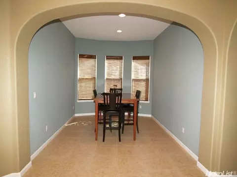1521 Vasco St, Manteca, CA 95337 photo 14