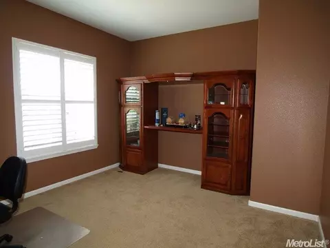 1521 Vasco St, Manteca, CA 95337 photo 7