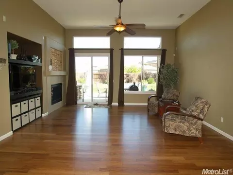 1521 Vasco St, Manteca, CA 95337 photo 8