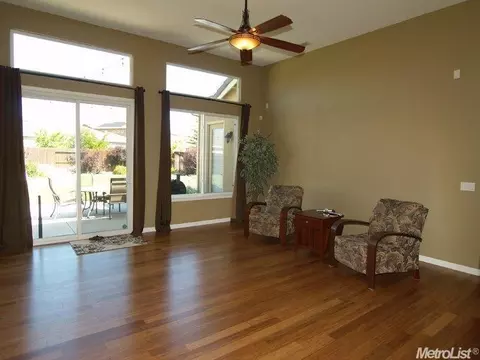1521 Vasco St, Manteca, CA 95337 photo 10