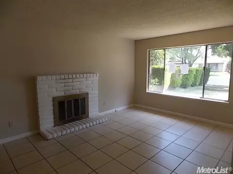 8439 Cayuga Dr, Stockton, CA 95210 photo 22