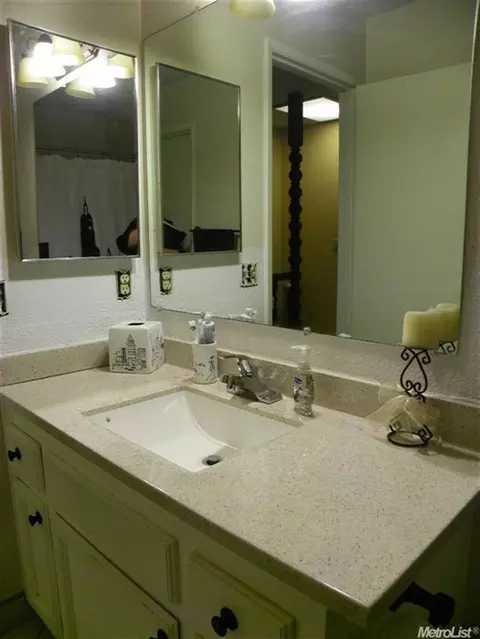 3160 Andre Ln, Turlock, CA 95382 photo 8