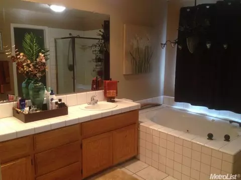 712 Spindale Dr, Modesto, CA 95357 photo 8