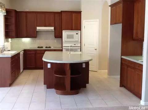 4100 Panzano Dr, Modesto, CA 95356 photo 4