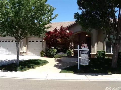 4100 Panzano Dr, Modesto, CA 95356 photo 2
