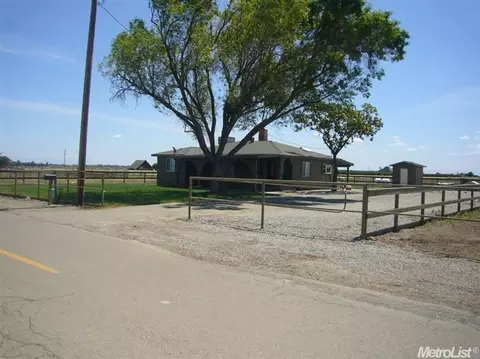 1830 Orange Ave, Patterson, CA 95363 photo 3