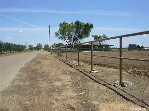 1830 Orange Ave, Patterson, CA 95363 photo 7