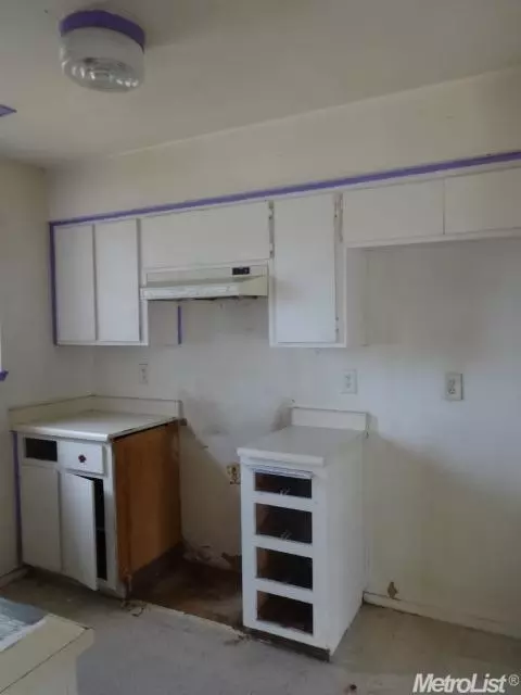 614 Seville Way, Merced, CA 95341 photo 5