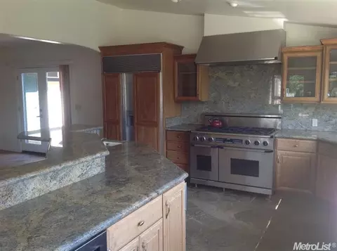 10911 Wolf Rd, Grass Valley, CA 95949 photo 13