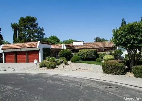 2617 Marblehead Cir, Modesto, CA 95355 photo 1