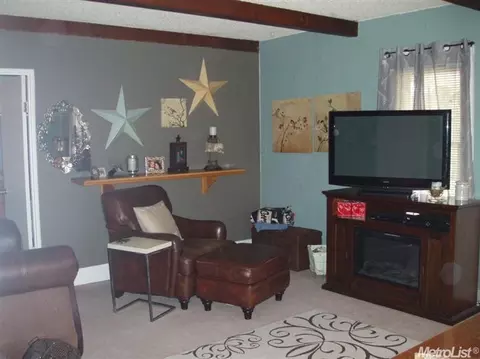 400 E St, Modesto, CA 95357 photo 3