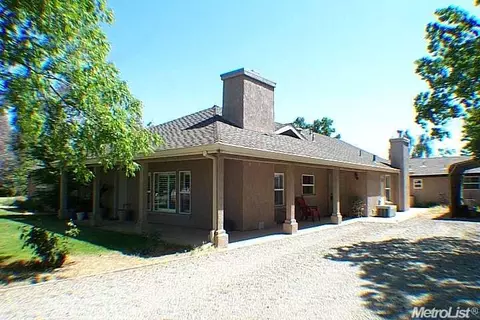 748 Root Rd, Modesto, CA 95357 photo 1