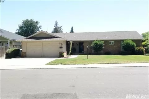 1332 Greenbrier Ln, Modesto, CA 95355 photo 1