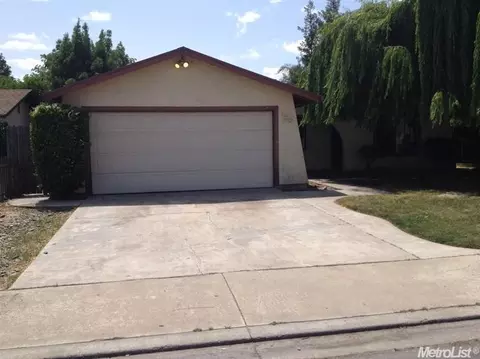 420 Bluefield Ave, Turlock, CA 95382 photo 1