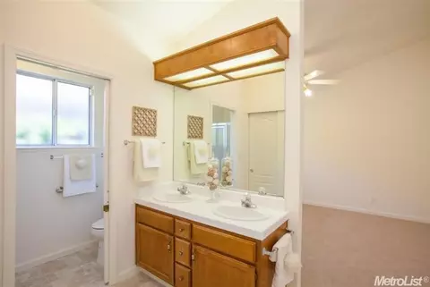 1424 Olympic Dr, Davis, CA 95616 photo 13