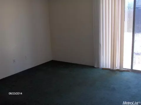 417 Melbourne Dr, Modesto, CA 95357 photo 9
