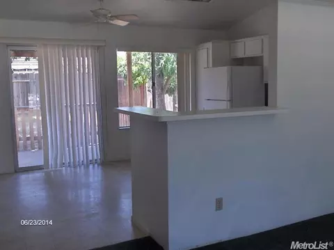 417 Melbourne Dr, Modesto, CA 95357 photo 3