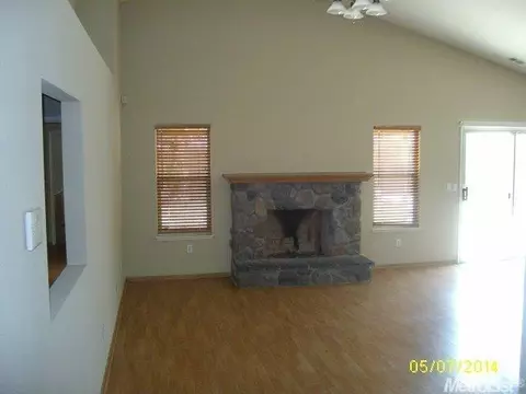 1320 Serene, Ceres, CA 95307 photo 2