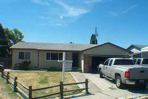 420 Wilma Ct, Manteca, CA 95336 photo 1