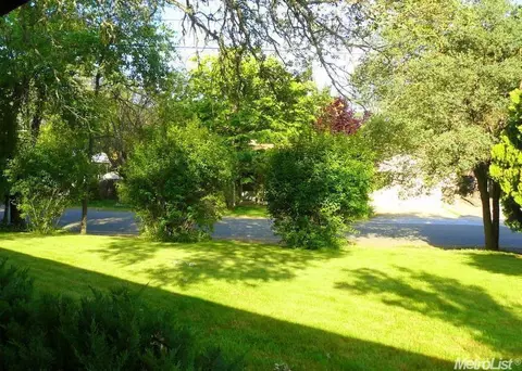 1648 Glen Dr, Placerville, CA 95667 photo 2