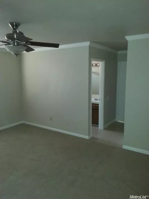822 Nottingham Dr, Manteca, CA 95336 photo 10