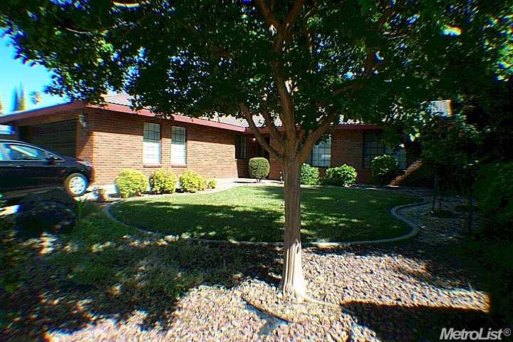 5204 Linda Lou Dr, Carmichael, CA 95608 photo 1