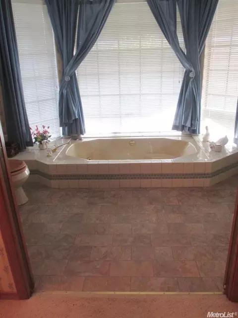 1834 Anning Dr, Turlock, CA 95382 photo 11