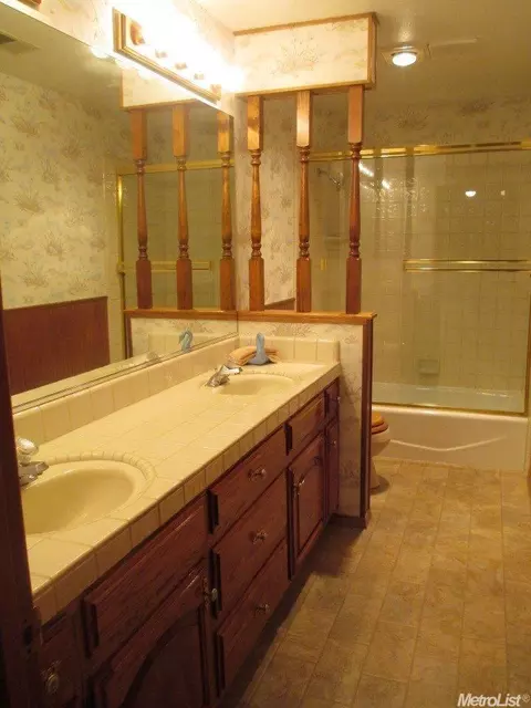 1834 Anning Dr, Turlock, CA 95382 photo 8