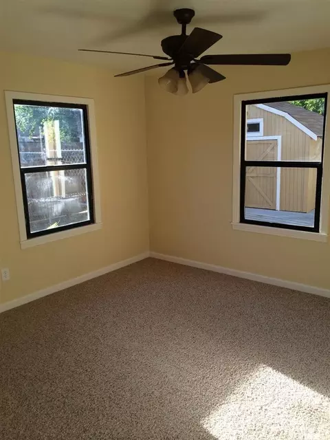 1933 Pleasant Ave, Ceres, CA 95307 photo 4