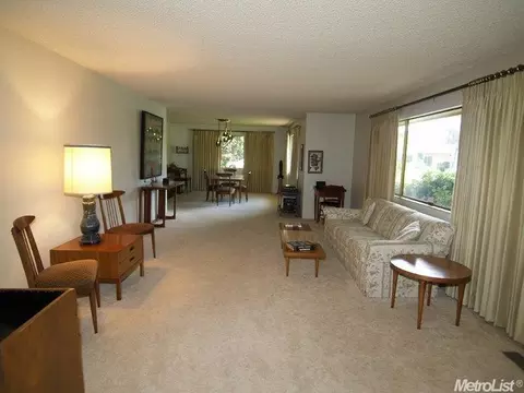 2402 Dorrington Ct, Modesto, CA 95350 photo 5