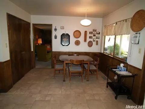2402 Dorrington Ct, Modesto, CA 95350 photo 12