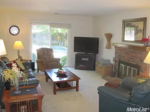 475 Forest Hills Dr, Tracy, CA 95376 photo 3