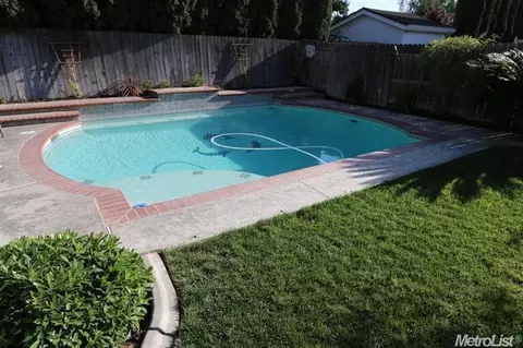 288 Mount Airy Ct, Ripon, CA 95366 photo 14