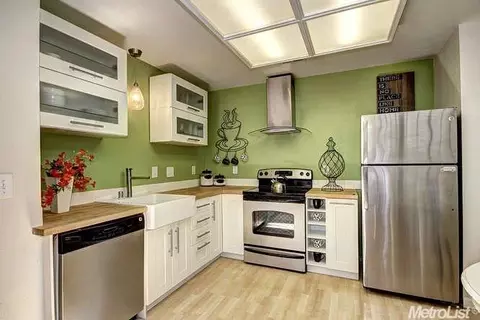 3142 Woods Cir, Davis, CA 95616 photo 8
